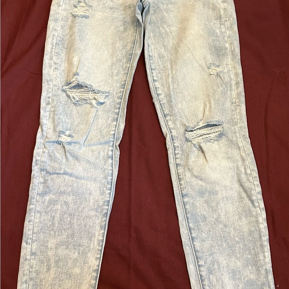American Eagle Outfitters Light Wash Ripped Skinny Jeans